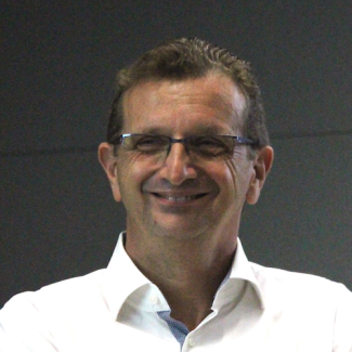 Headshot photo of Luca Pezzati